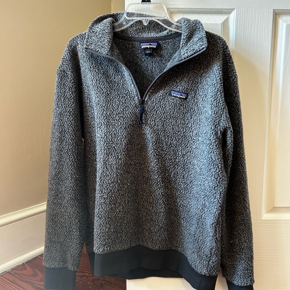 Grey Men’s Patagonia Quarter-Zip
